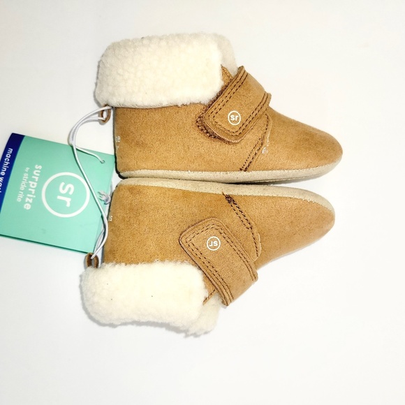 Surprise by Stride Rite Faux Fur Infant Booties - 12-18 Months - Picture 4 of 7